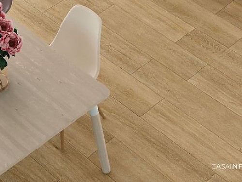 Materiales que nos enamoran (1): gres imitación madera imagen 13